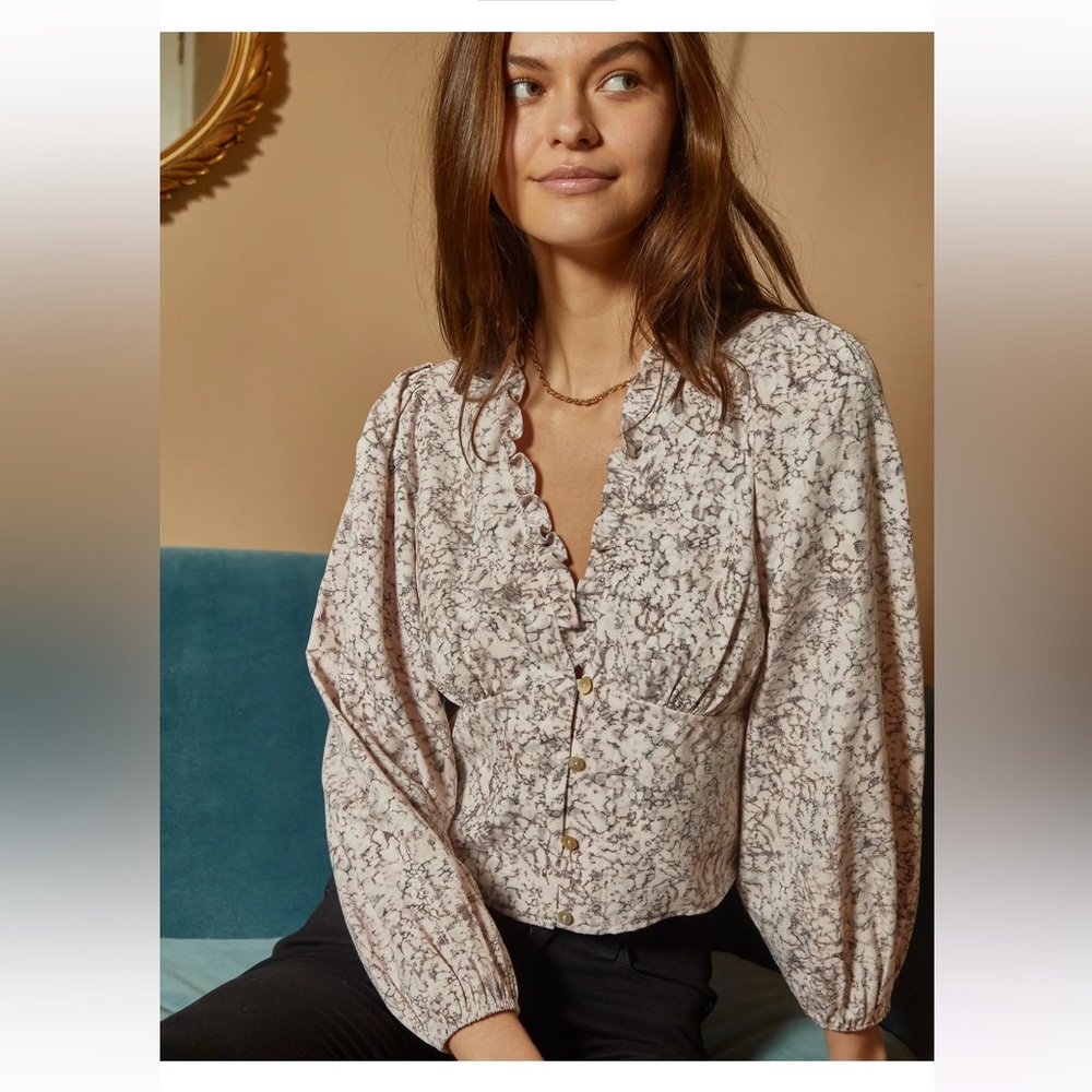 Self contrast poppy top in pink mosaic